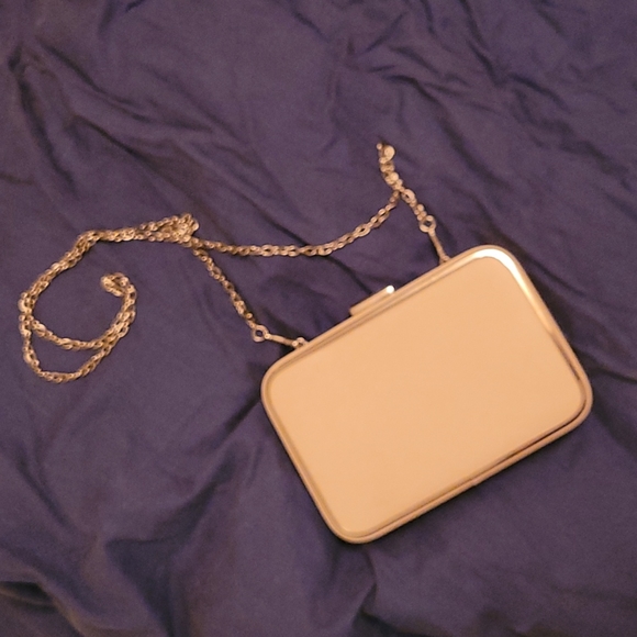 Ivory clutch purse - Picture 2 of 7